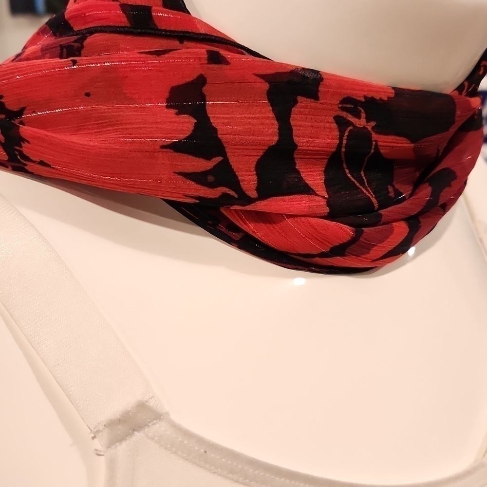 Red, Black and Gold Scarf - Picture 3 of 6